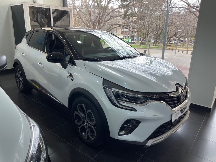 Renault Captur II Techno Fast Track foto 3